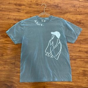Comfort Colors Women Modern Line Art Tee Handmade Custom made
